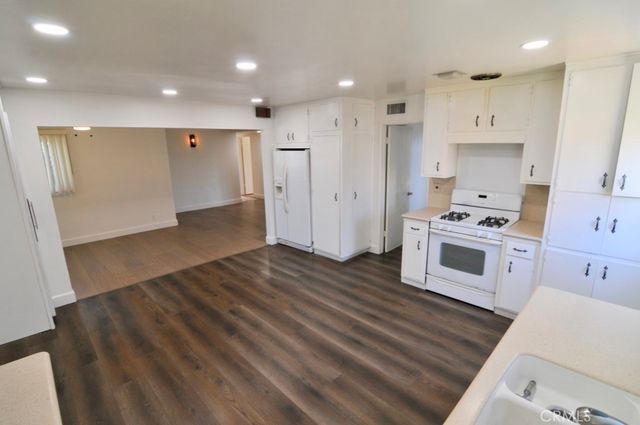7122 Stahov, Westminster, CA 92683