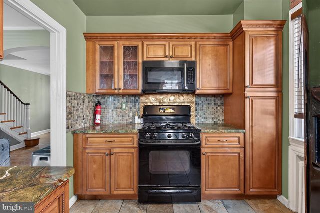 513 W 37TH ST, Wilmington, DE 19802