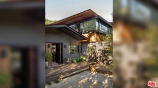 8970 Wonderland Park Avenue, Los Angeles, CA 90046