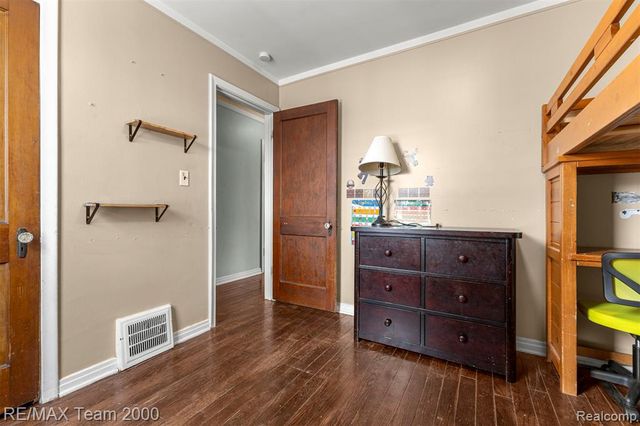 3337 Edgewood Street, Dearborn, MI 48124