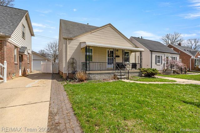 3337 Edgewood Street, Dearborn, MI 48124