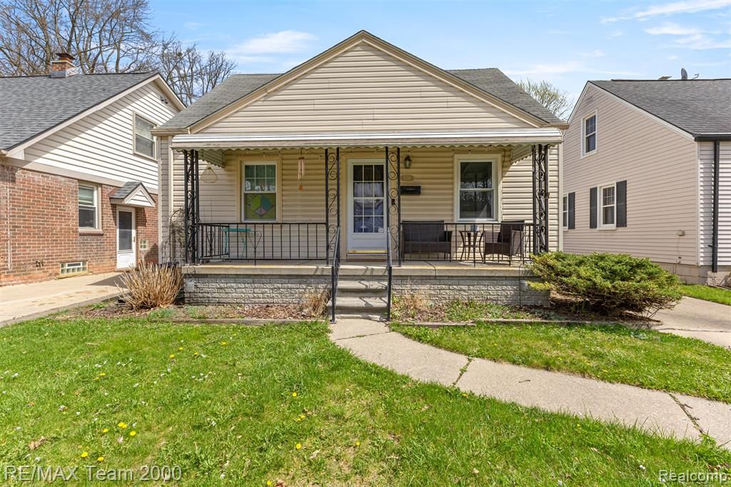 3337 Edgewood Street, Dearborn, MI 48124