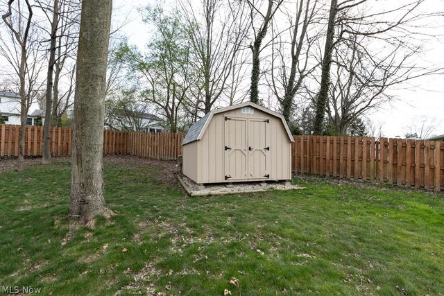 9504 Hoose Road, Mentor, OH 44060