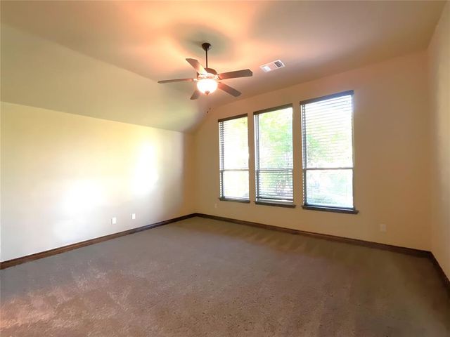 3832 Kings Canyon Road, Norman, OK 73071