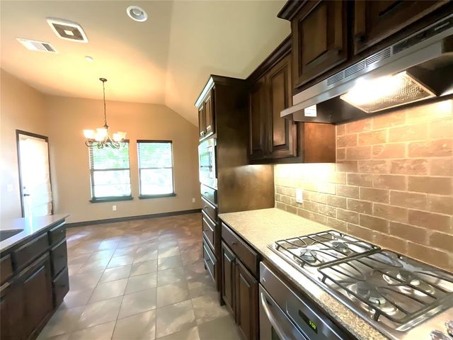 3832 Kings Canyon Road, Norman, OK 73071