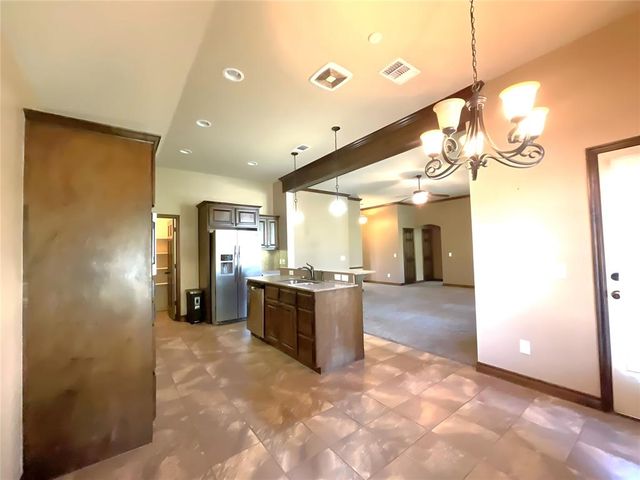 3832 Kings Canyon Road, Norman, OK 73071