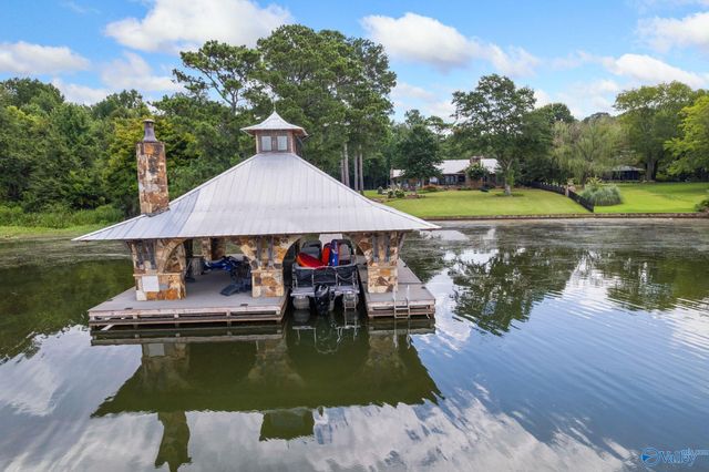 3424 Creek Path Road, Guntersville, AL 35976