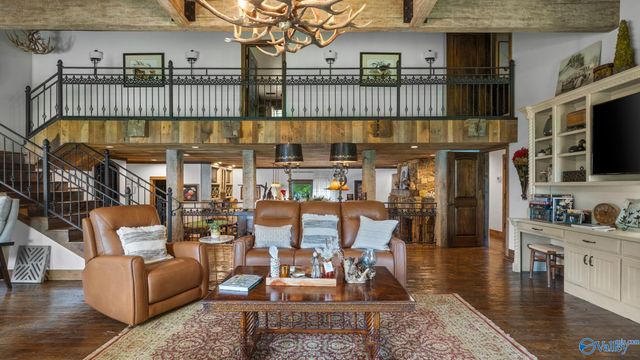 3424 Creek Path Road, Guntersville, AL 35976