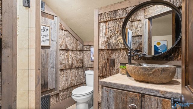 3424 Creek Path Road, Guntersville, AL 35976