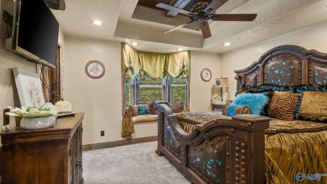 3424 Creek Path Road, Guntersville, AL 35976