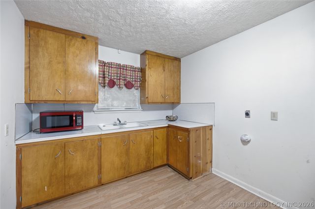 119 W Ross Street, Locust Grove, OK 74352
