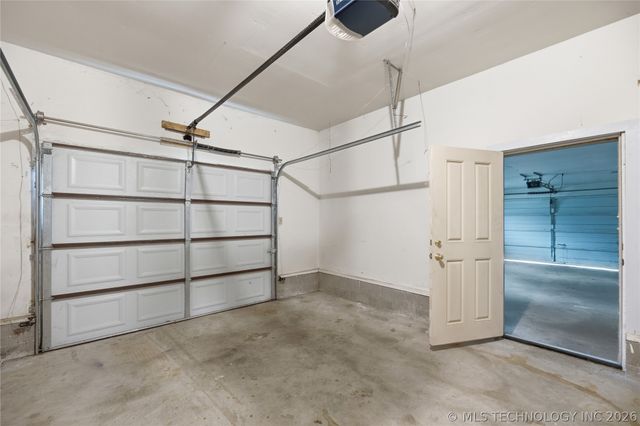 119 W Ross Street, Locust Grove, OK 74352