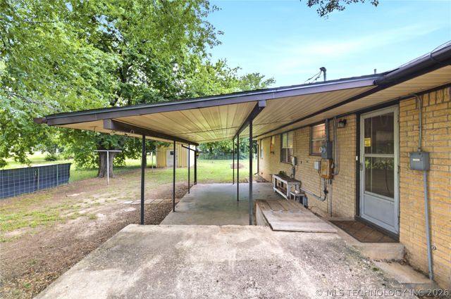 119 W Ross Street, Locust Grove, OK 74352