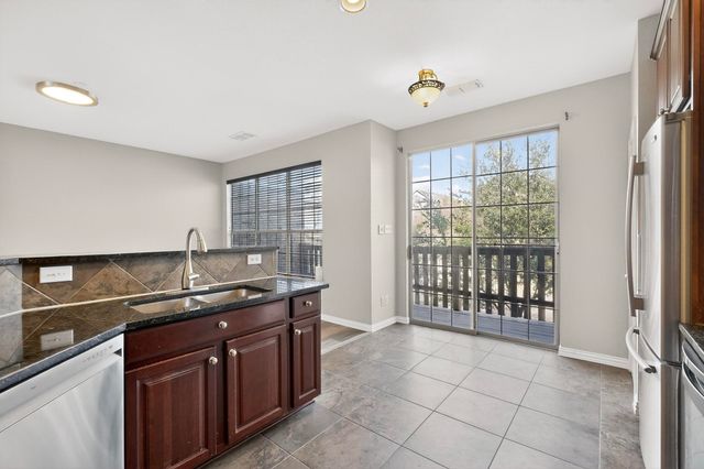 1527 Biltmore Lane, Irving, TX 75063