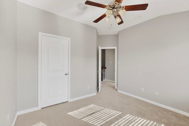 1527 Biltmore Lane, Irving, TX 75063