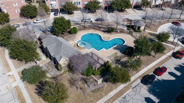 1527 Biltmore Lane, Irving, TX 75063