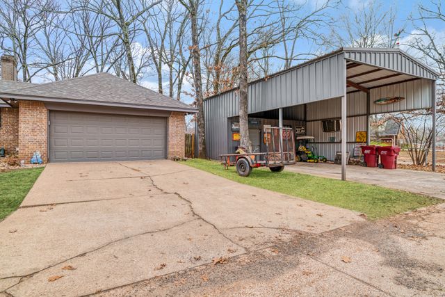 4145 Sleepy Hollow, Reno, TX 75462