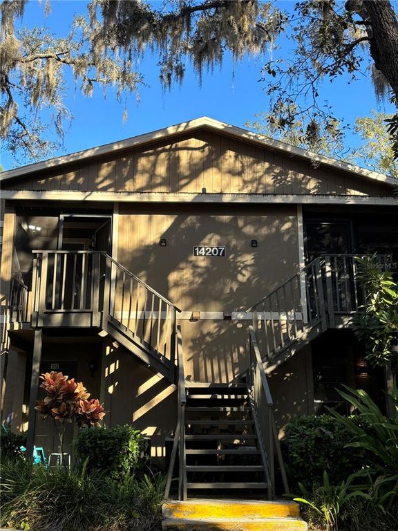 14207 SHADOW MOSS LANE 202, Tampa, FL 33613