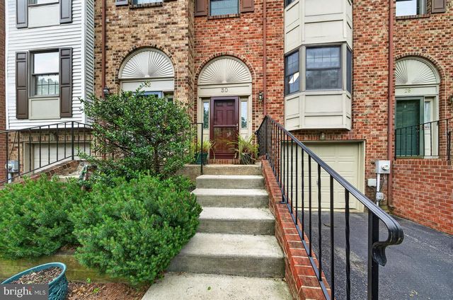 30 WOODS WAY, Wilmington, DE 19809