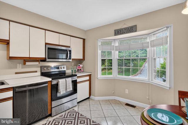 30 WOODS WAY, Wilmington, DE 19809
