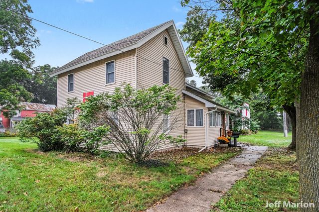 301 N Clay Street, Greenville, MI 48838