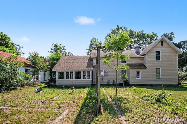 301 N Clay Street, Greenville, MI 48838