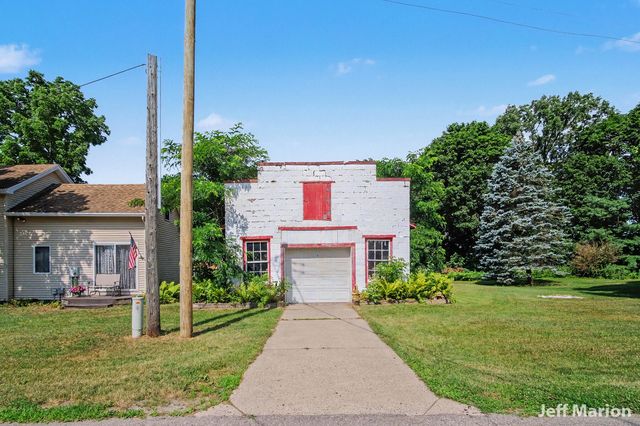 301 N Clay Street, Greenville, MI 48838