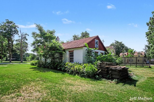 301 N Clay Street, Greenville, MI 48838