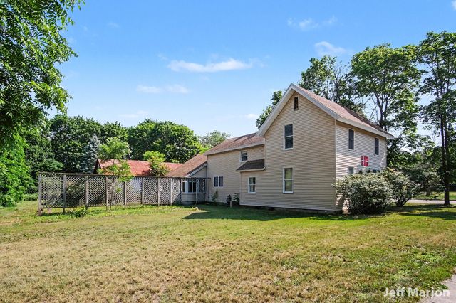 301 N Clay Street, Greenville, MI 48838