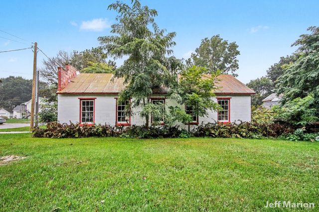 301 N Clay Street, Greenville, MI 48838