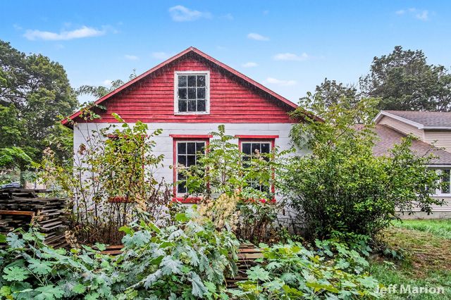 301 N Clay Street, Greenville, MI 48838