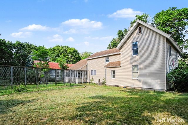 301 N Clay Street, Greenville, MI 48838
