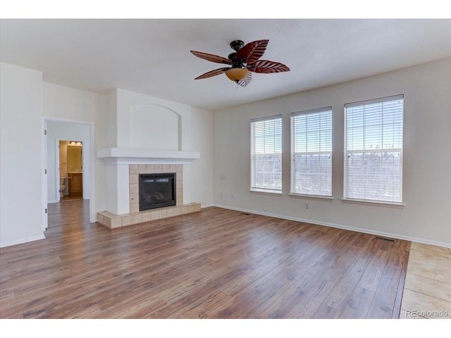 20436 E Flora Dr, Aurora, CO 80013