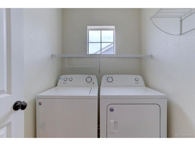 20436 E Flora Dr, Aurora, CO 80013