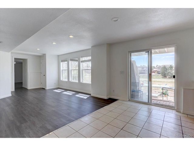 20436 E Flora Dr, Aurora, CO 80013