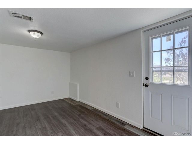 20436 E Flora Dr, Aurora, CO 80013