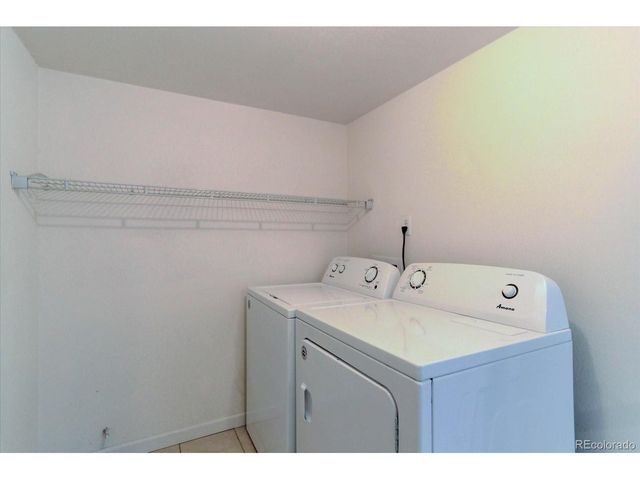 20436 E Flora Dr, Aurora, CO 80013