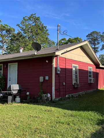 479 County Road, Goodrich, TX 77335