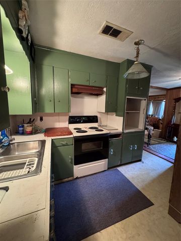 479 County Road, Goodrich, TX 77335
