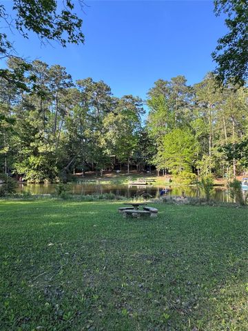 479 County Road, Goodrich, TX 77335
