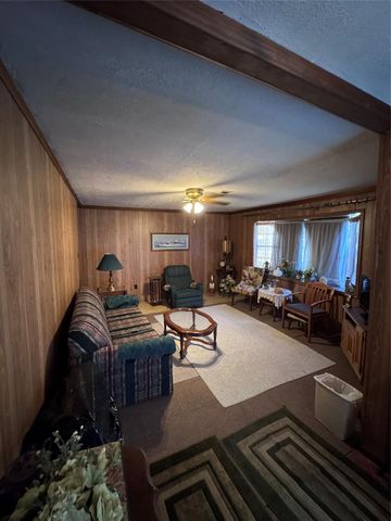 479 County Road, Goodrich, TX 77335