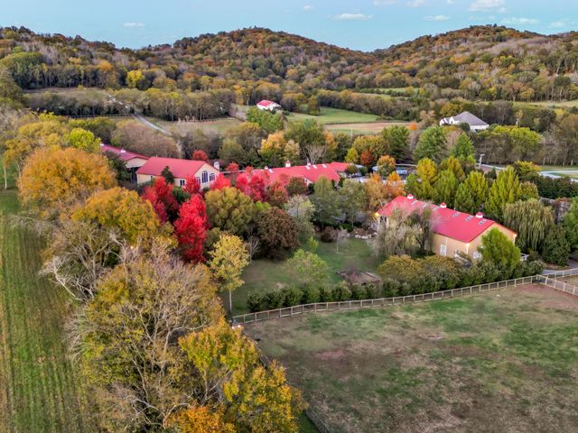 2942 Spanntown Rd, Arrington, TN 37014