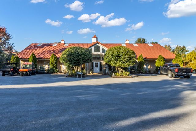 2942 Spanntown Rd, Arrington, TN 37014