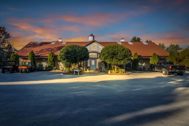 2942 Spanntown Rd, Arrington, TN 37014