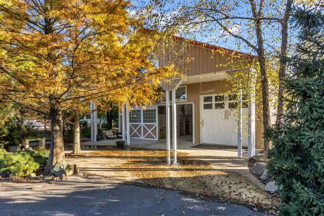 2942 Spanntown Rd, Arrington, TN 37014