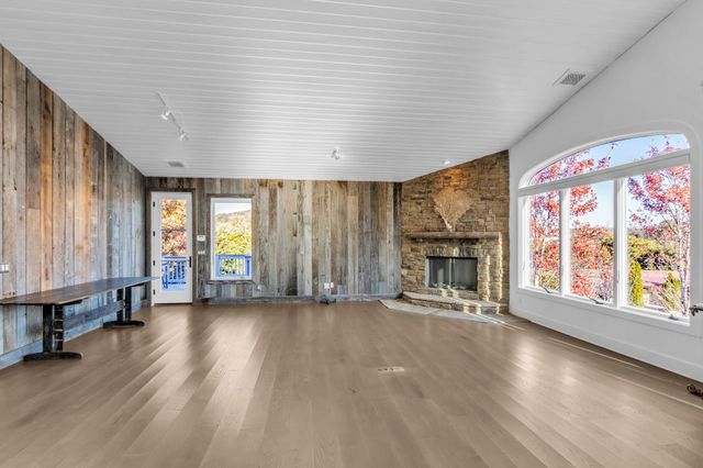 2942 Spanntown Rd, Arrington, TN 37014