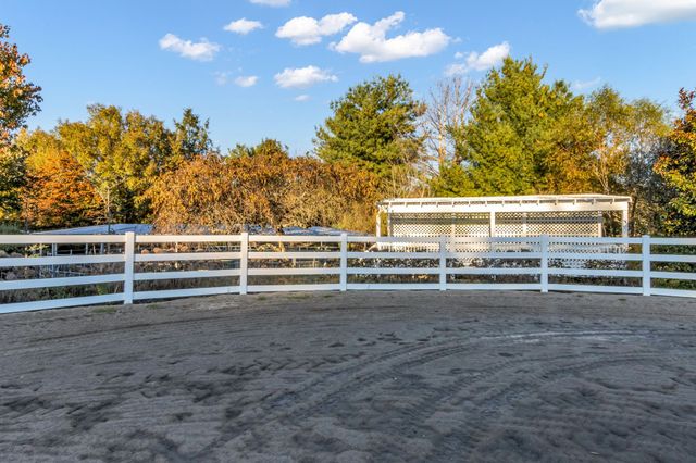 2942 Spanntown Rd, Arrington, TN 37014