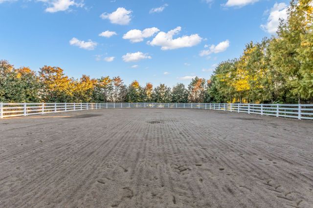 2942 Spanntown Rd, Arrington, TN 37014