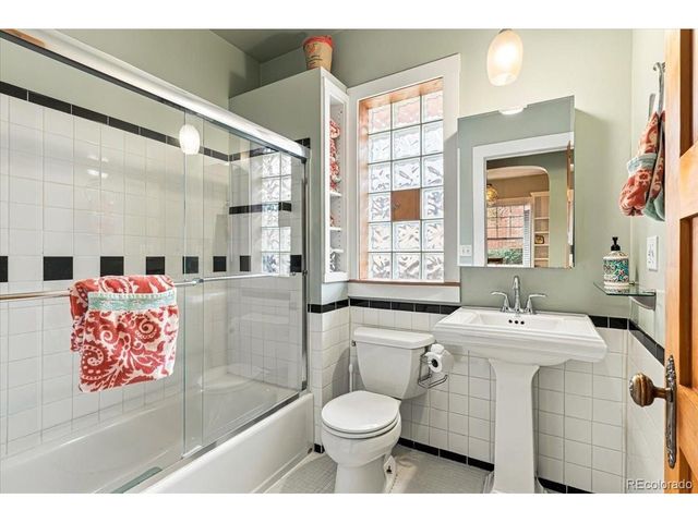 2464 Meade St, Denver, CO 80211