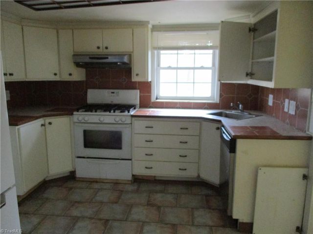 304 Welch Drive, High Point, NC 27265